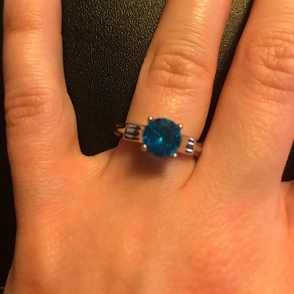 Silver Ring with Round Blue Stone - Picture 1 of 2